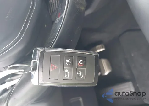 2020 Land Rover Range Rover Sport Svr/Svr Carbon Edition from USA, damaged, VIN SALWZ2RE3LA745231